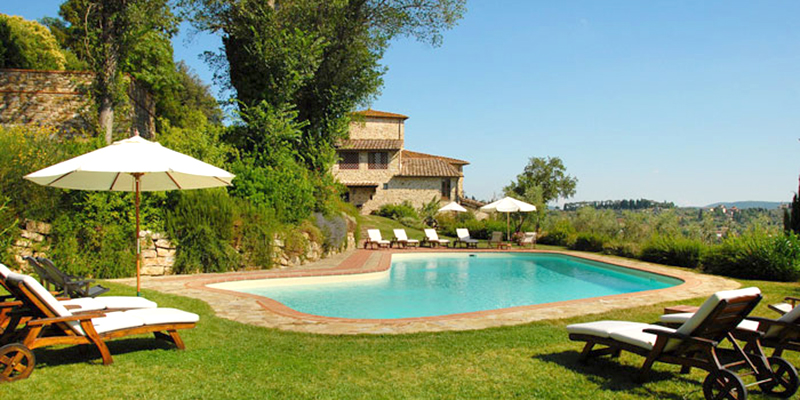 swimming pool at Villa Pecille