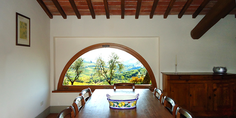 La Colonna dining area