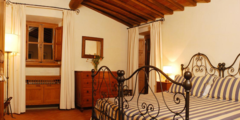 La Colonna bedrooms