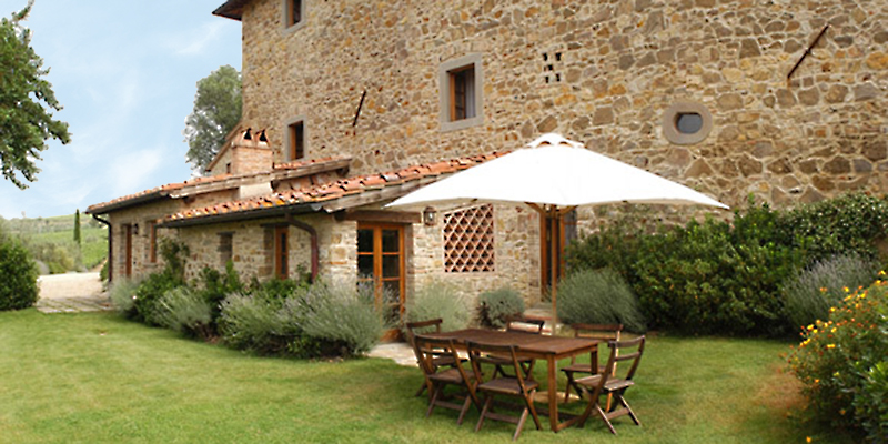 Exterior of La Vigna at Pecille