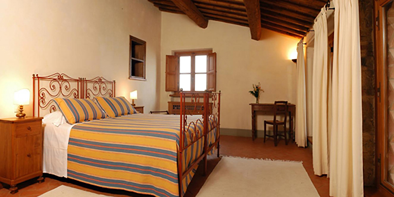cozy spacious bedrooms at La Limonaia