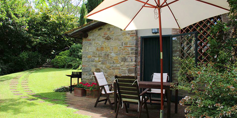 Have lunch on the terrace at Il Ciliegio