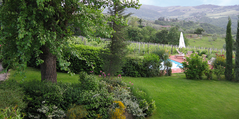 Pool and gardens, La Capanna