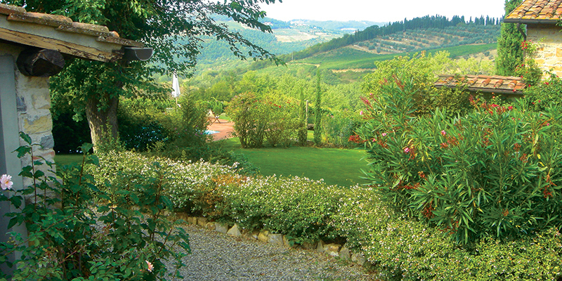 Another view of the charming Casa La Rota