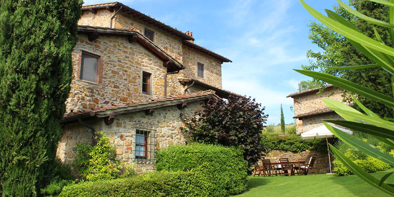 Serene grounds at Il Gelso
